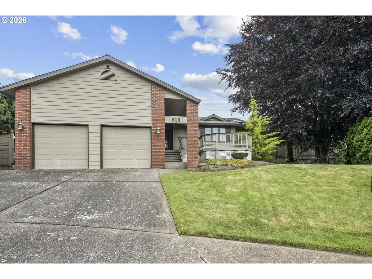 310 NE Greenway Dr, Gresham, OR 97030 - #1
