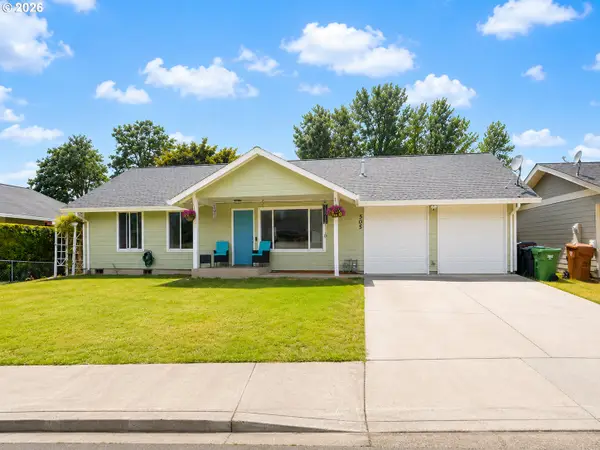 505 N 8th St, StHelens, OR 97051