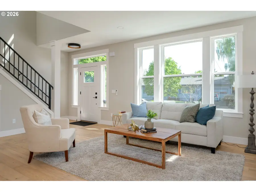 7359 NE Klickitat St, Portland, OR 97213 - #2