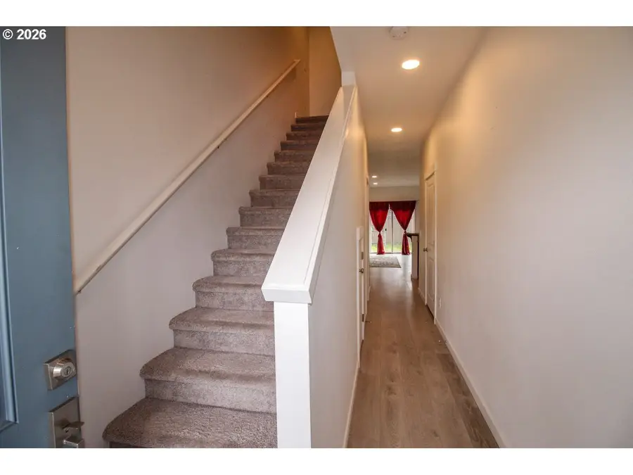 1272 S Quartz Dr, Cornelius, OR 97113 - #2