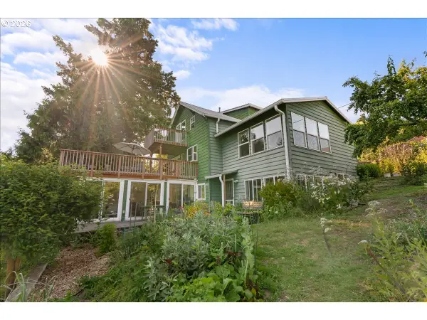 772 Division St, OregonCity, OR 97045