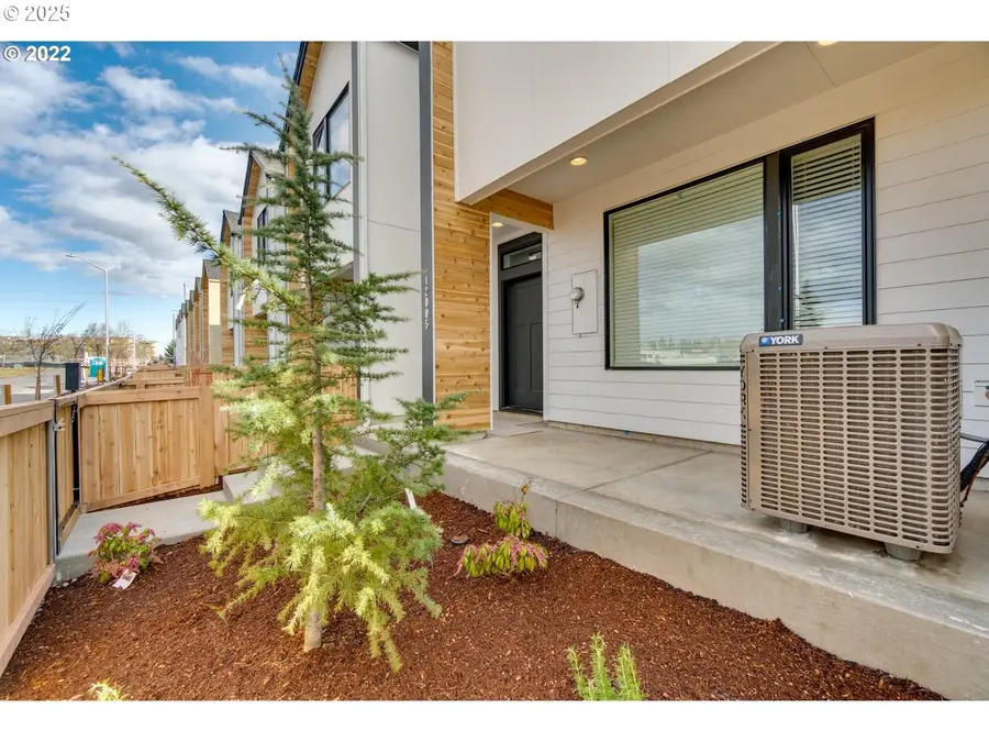 12033 SE 5th St, Vancouver, WA 98683 - Image #2