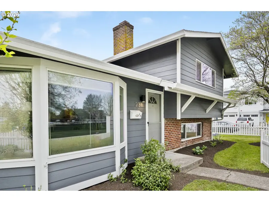 231 NE 90th Ave, Portland, OR 97220 - #3