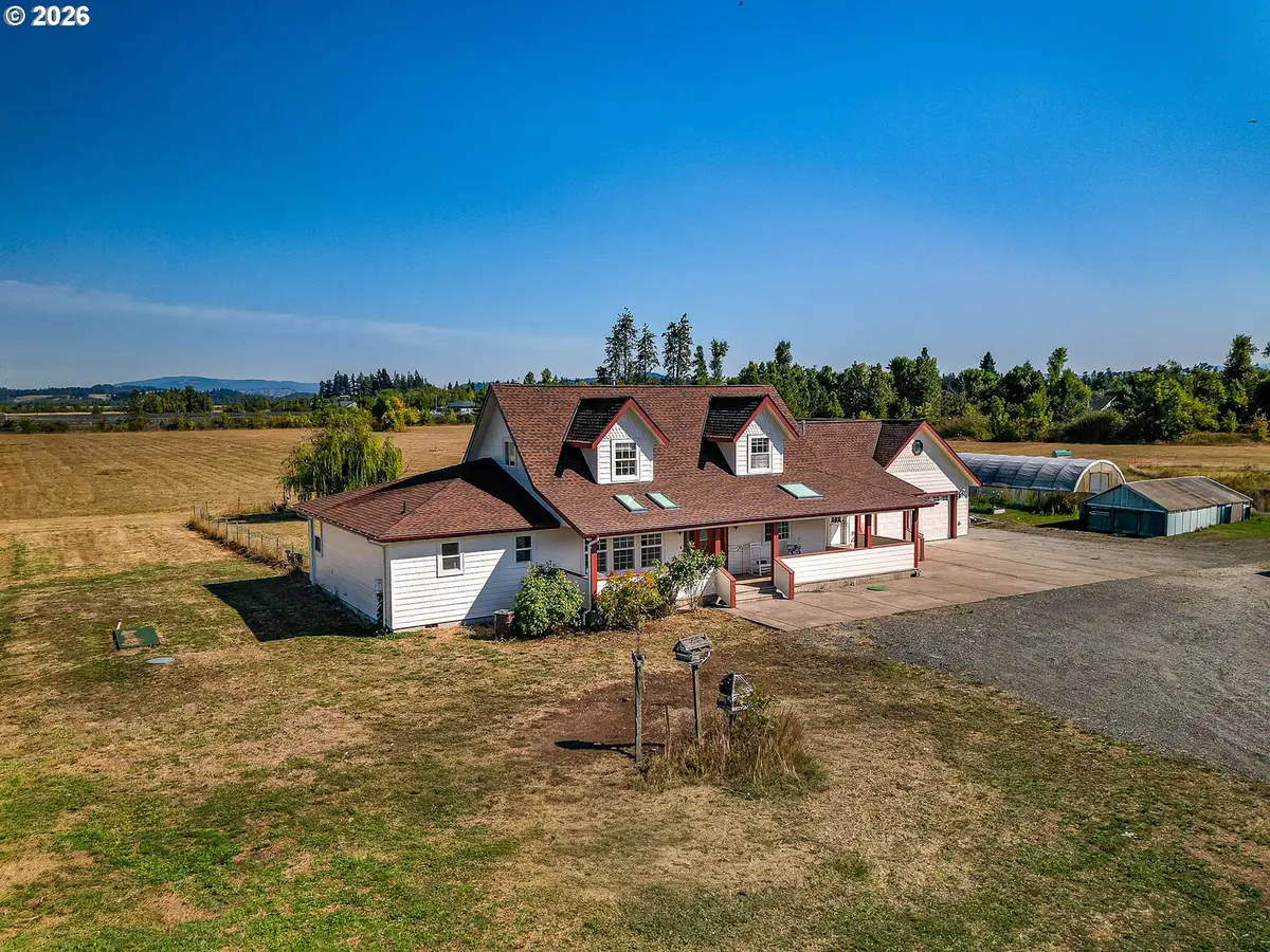 33195 Camas Swale Rd, Creswell, OR 97426 - #1