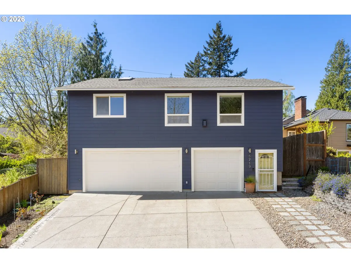 5719 SW 40th Ave, Portland, OR 97221 - #1