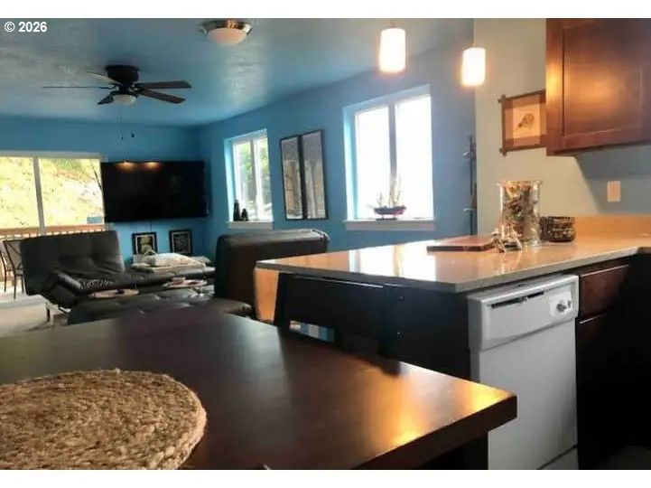 16319 Lower Harbor Rd, Brookings, OR 97415 - Image #3