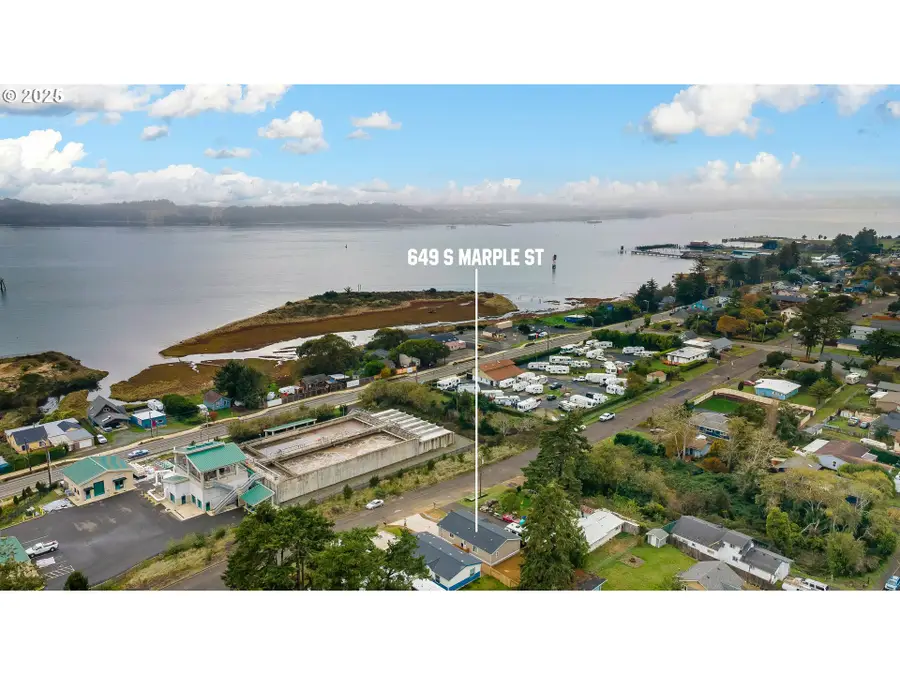 649 S Marple, Coos Bay, OR 97420 - Image #2