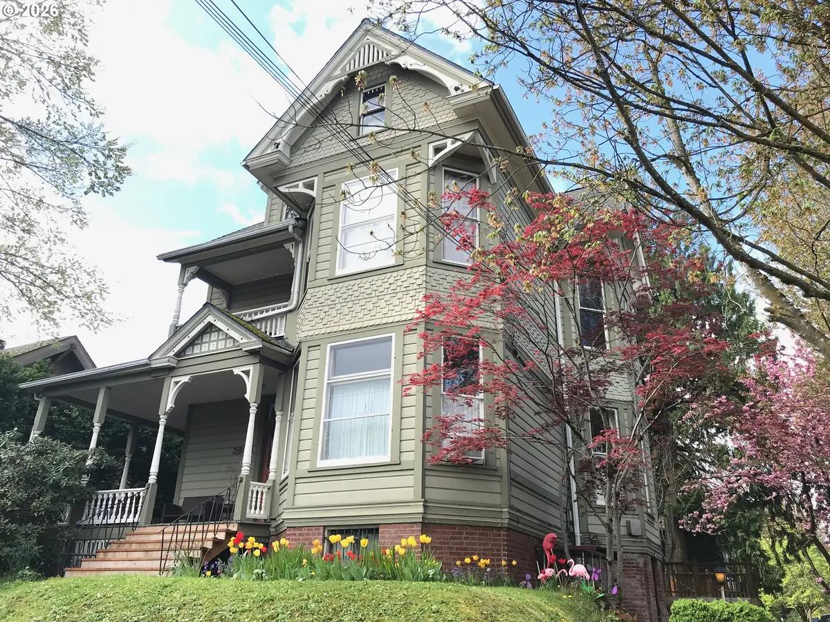 35 NE 22nd Ave, Portland, OR 97232 - #1