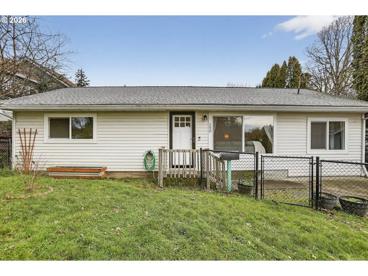 290 N 4th St, Saint Helens, OR 97051 - Image #1