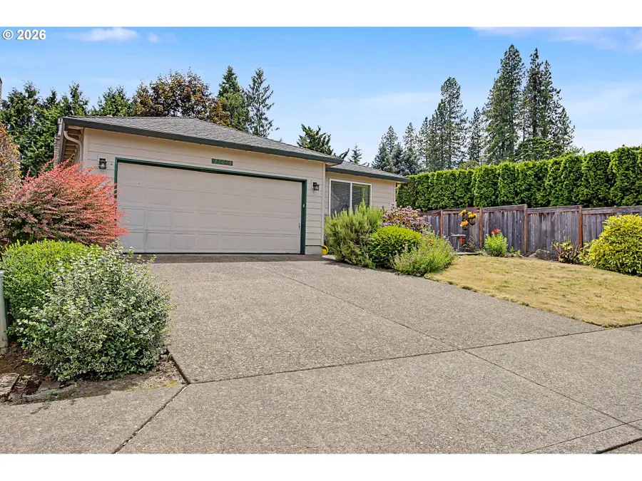 13066 SW Bedford St, Beaverton Hillsboro, OR 97224 - #2