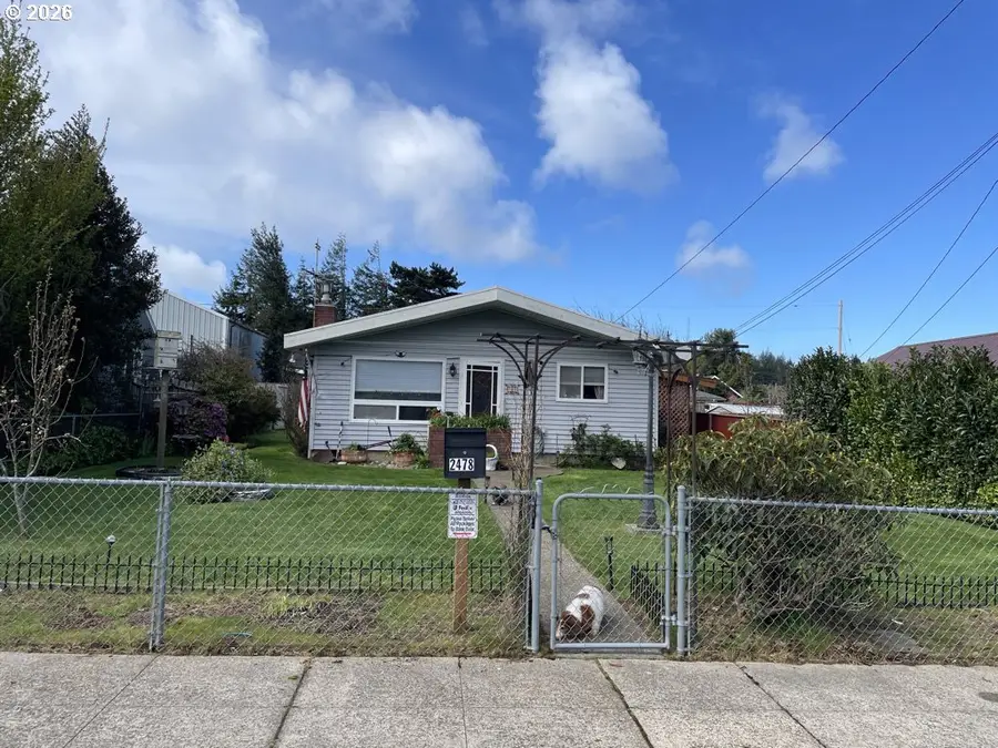 2478 Marion St, North Bend, OR 97459 - #2