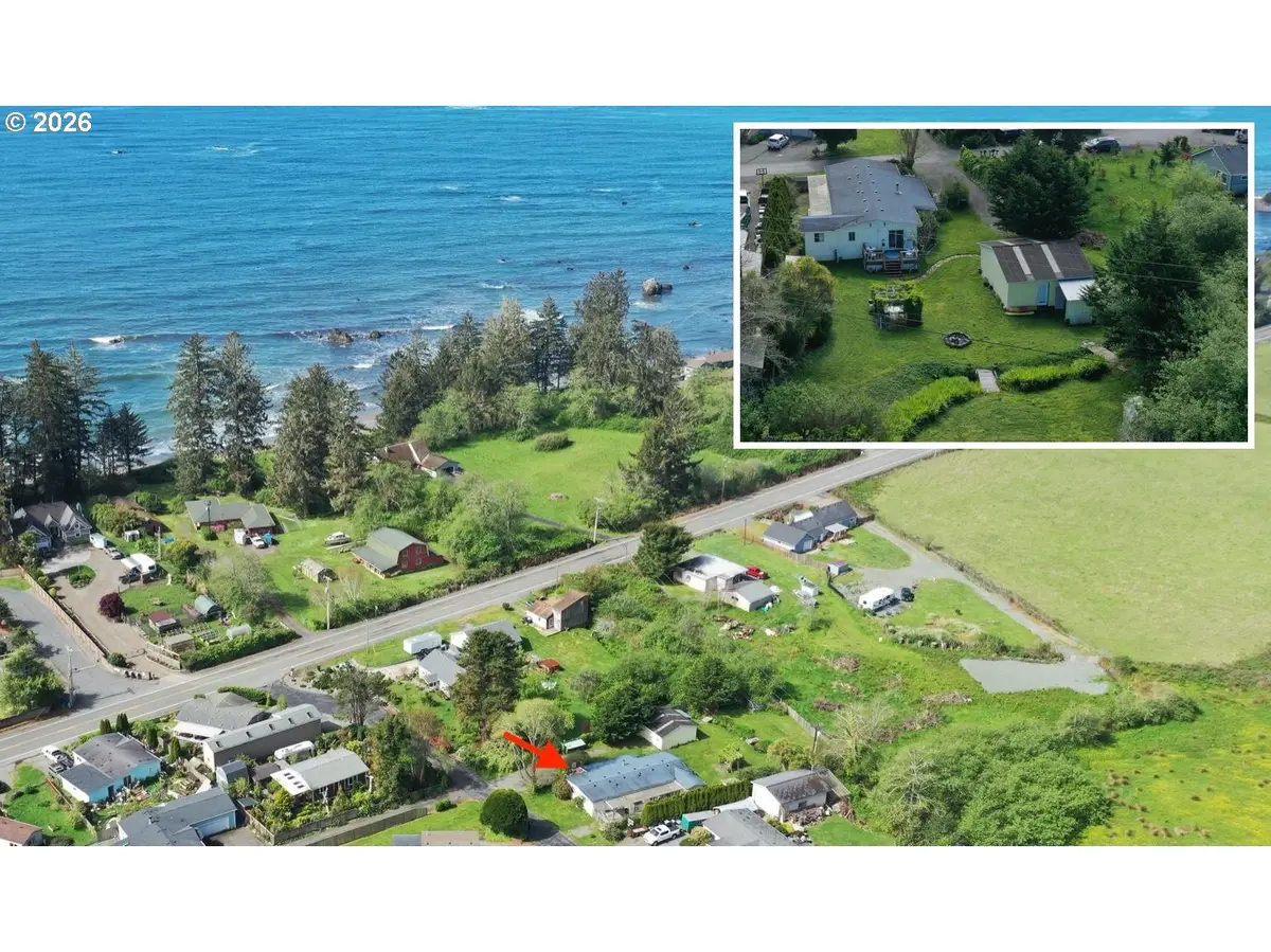 99005 W Freeman Ln, Brookings, OR 97415 - #1