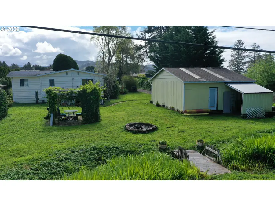 99005 W Freeman Ln, Brookings, OR 97415 - #3