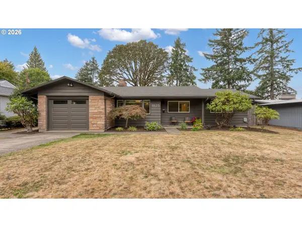 1825 SW Glenview Ave, Portland, OR 97225