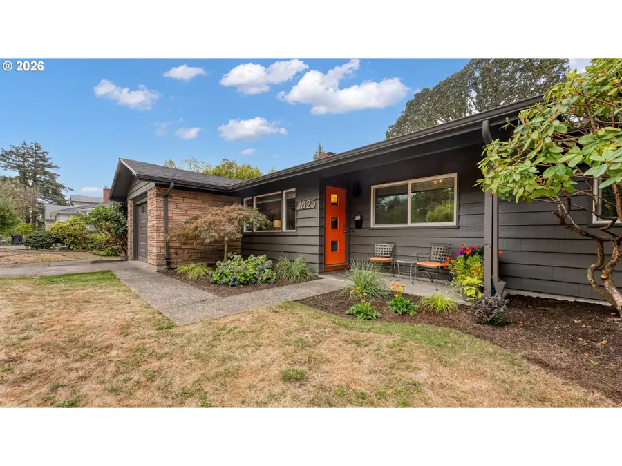 1825 SW Glenview Ave, Portland, OR 97225 - #3