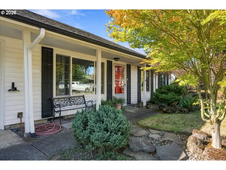 60 NE 23rd St, Gresham, OR 97030 - #2