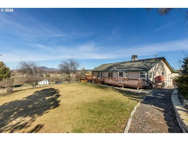 3249 NE Yellowpine Rd, Prineville, OR 97754