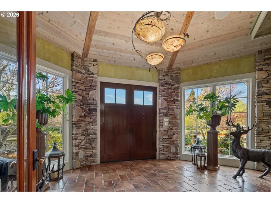 545 Mcadams Rd, Longview, WA 98632 - #3