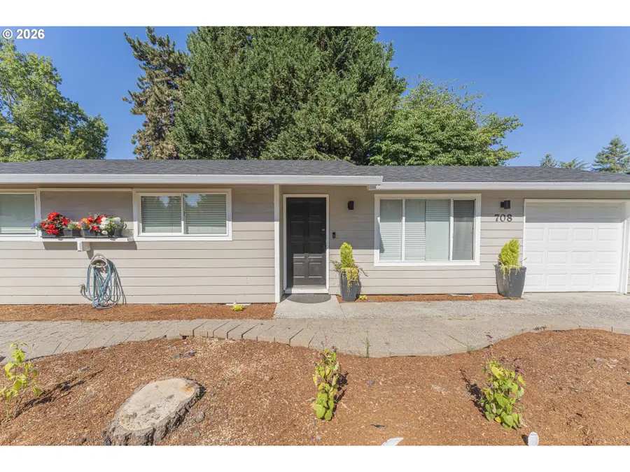 708 NE 1st Ct, Battle Ground, WA 98604 - #2