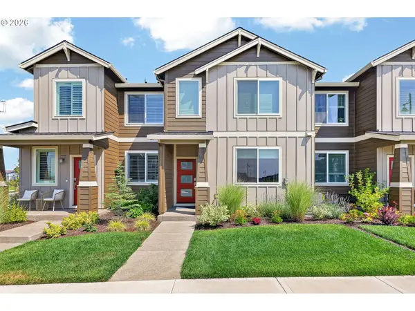 8085 SE Crescent Dr, Hillsboro, OR 97123