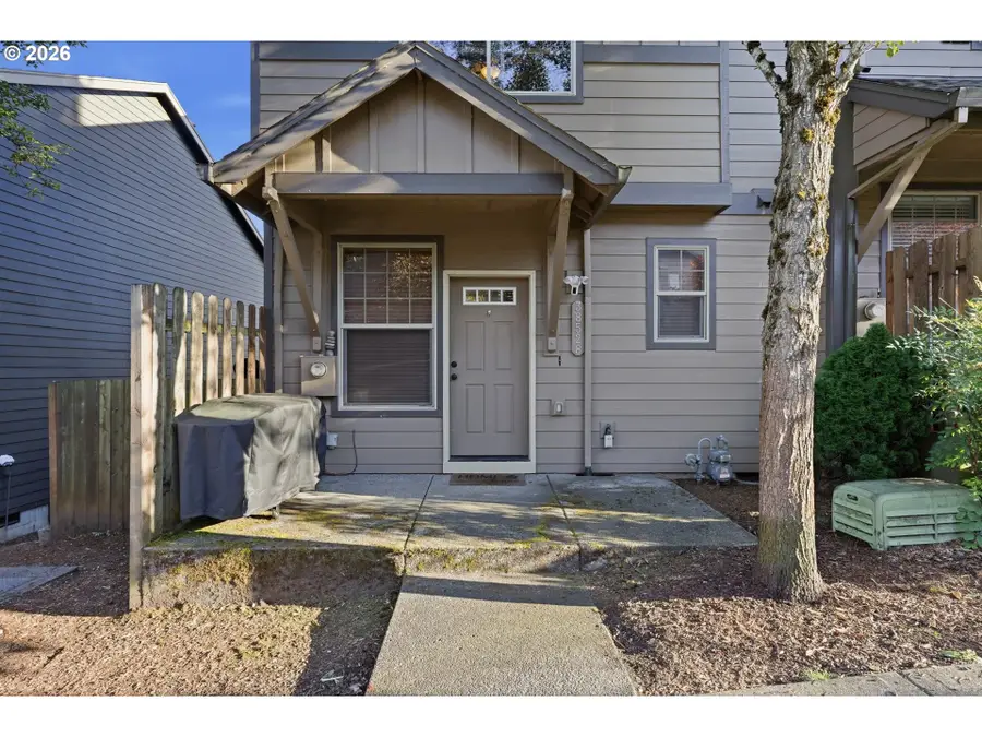 38528 Galway St, Sandy, OR 97055 - #2
