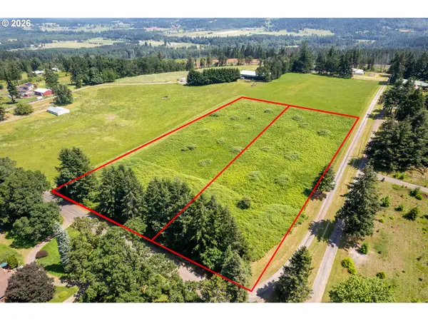 S Ellis Rd #1, Molalla, OR 97038