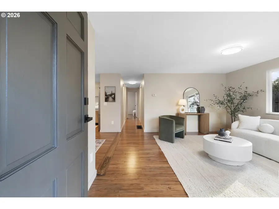 5520 SE Reedway St, Portland, OR 97206 - #3