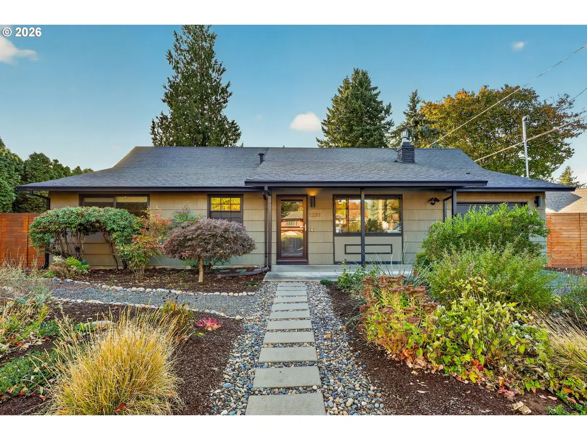 1331 SE 160th Pl, Portland, OR 97233 - #1