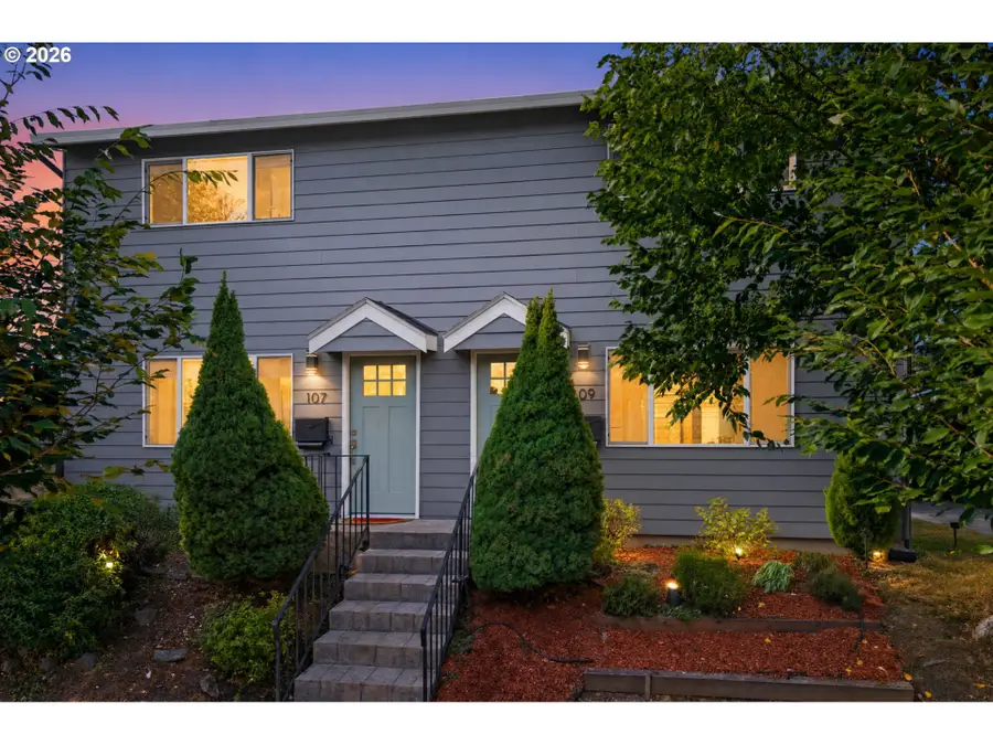 109 NE Shaver St #2, Portland, OR 97212 - #2