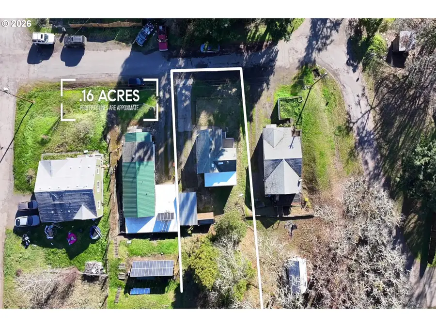 48247 E 2nd St, Oakridge, OR 97463 - #2