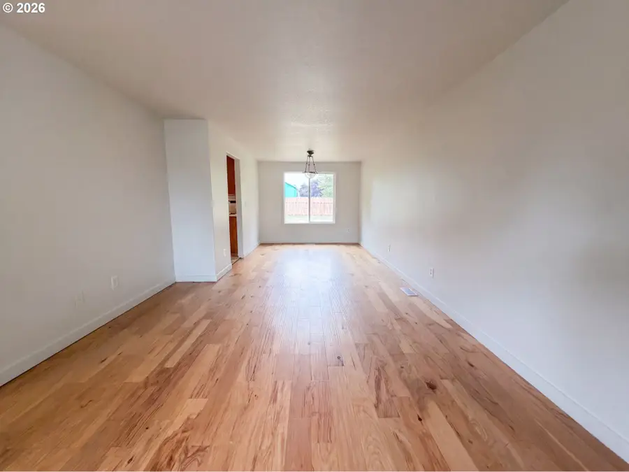 1320 NW 5th Ct, Battle Ground, WA 98604 - #3