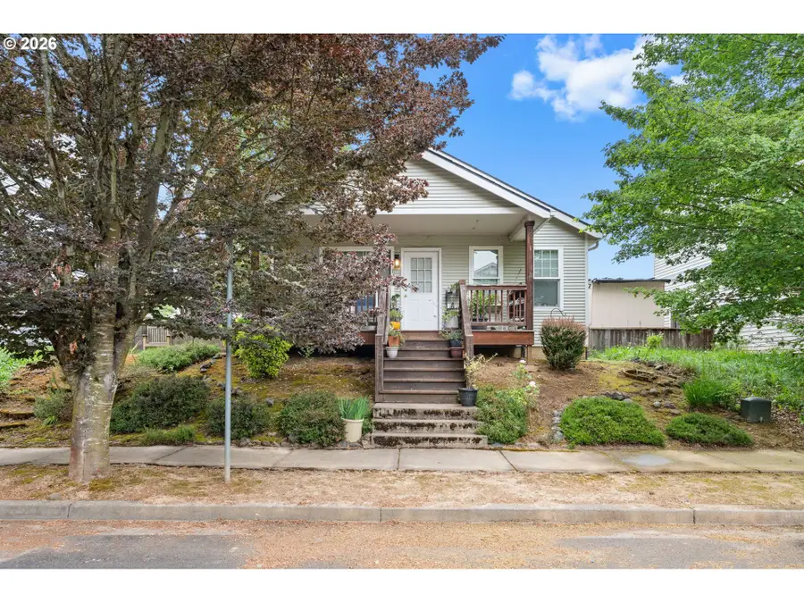 8351 N Bank St, Portland, OR 97203 - #3