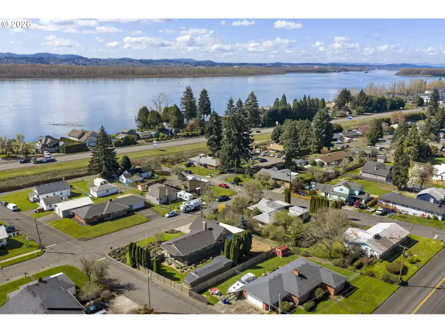 969 B St, Washougal, WA 98671 - #3