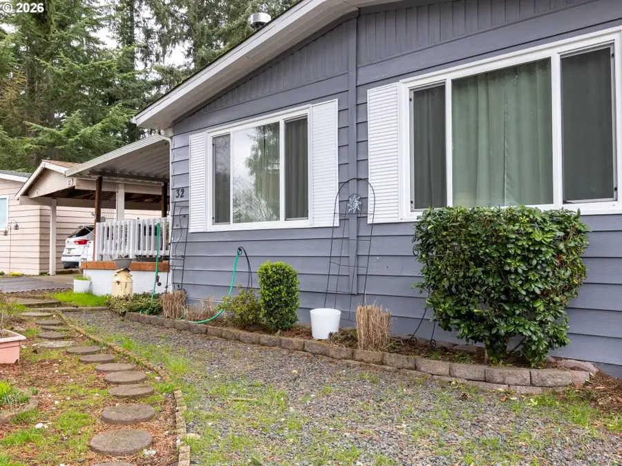 5050 Columbus St #32, Albany, OR 97322 - #2