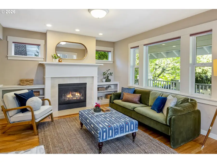 3136 SE Brooklyn St, Portland, OR 97202 - #3