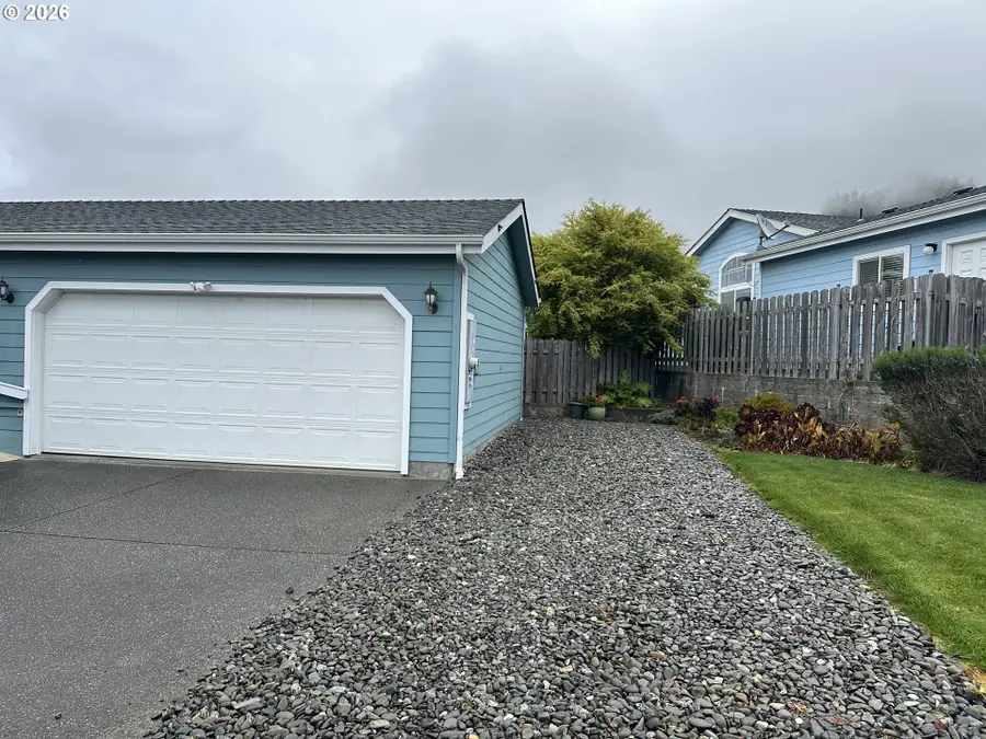 98126 W Benham Ln #70, Brookings, OR 97415 - #3