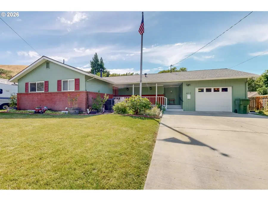 412 Parkview St, Milton Freewater, OR 97862 - #2