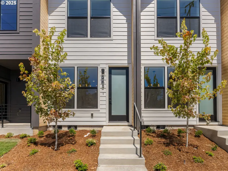 265 N Skidmore St #3, Portland, OR 97217 - #2
