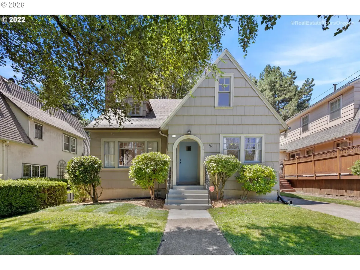 515 SE Peacock Ln, Portland, OR 97214 - #1