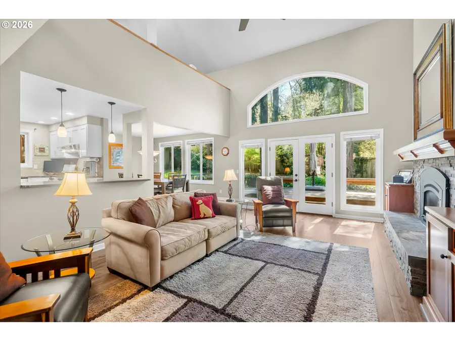 3040 Royce Way, Lake Oswego, OR 97034 - #3