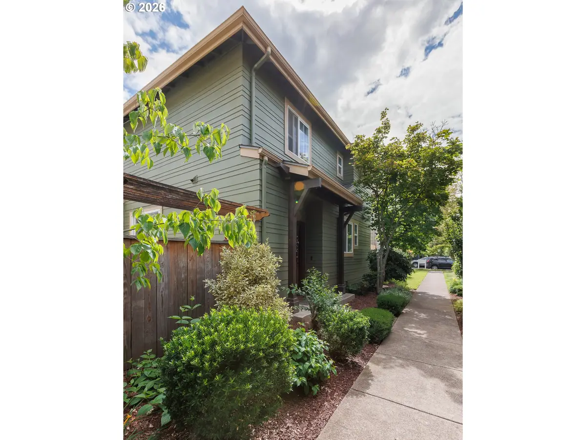 1653 Riley Ln, Eugene, OR 97402 - #1
