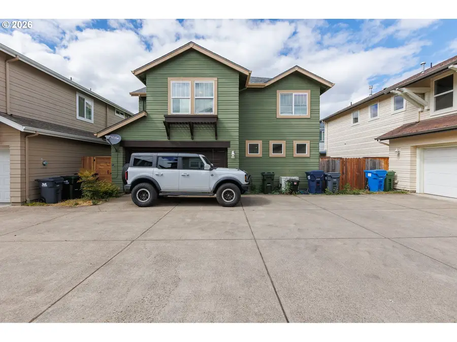 1653 Riley Ln, Eugene, OR 97402 - #3
