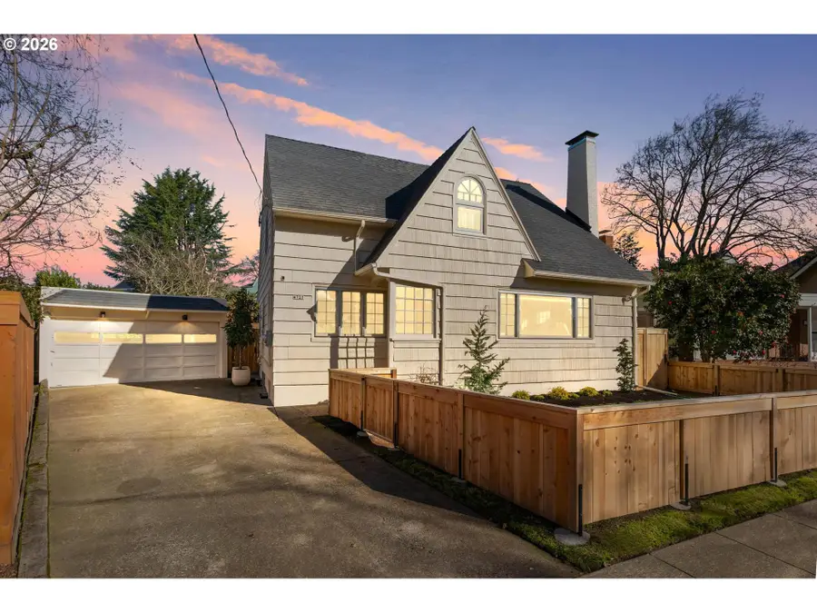 4721 NE Wasco St, Portland, OR 97213 - Image #2