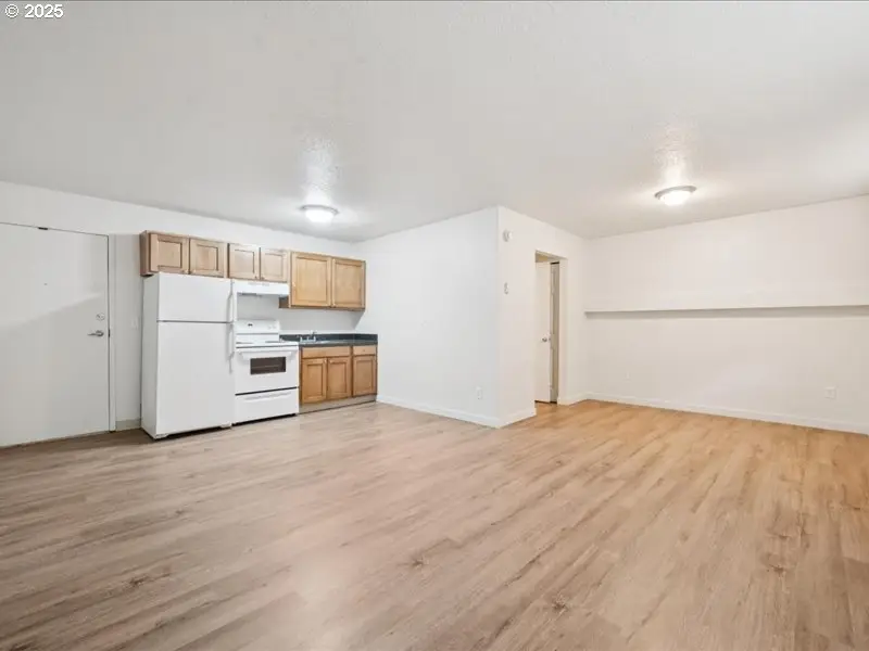 10 S Porter St, Portland, OR 97201 - Image #2