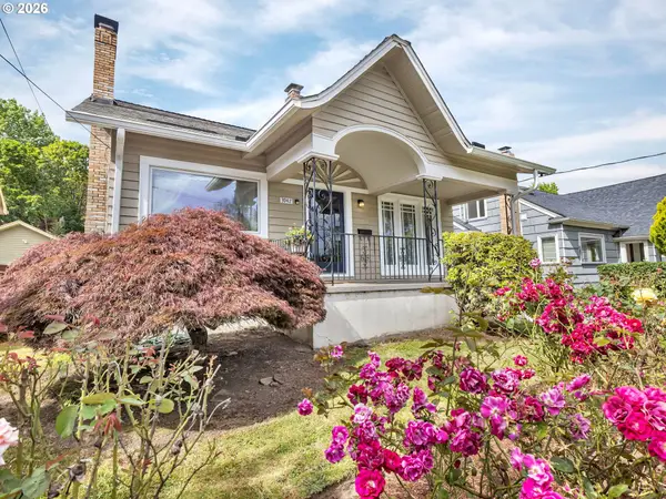 3947 SE Stark St, Portland, OR 97035