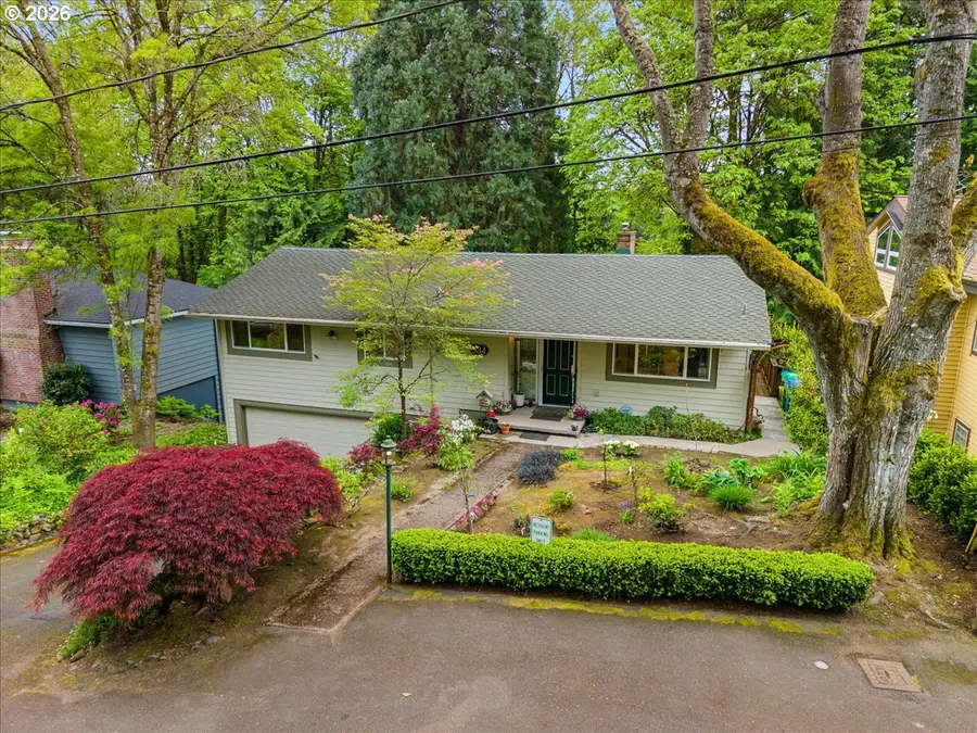 934 SW Cheltenham St, Portland, OR 97239 - #2