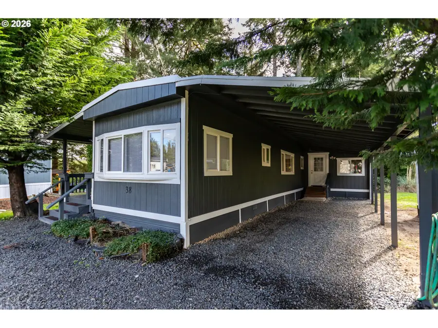 5170 Grand Ave #38, Florence, OR 97439 - #2