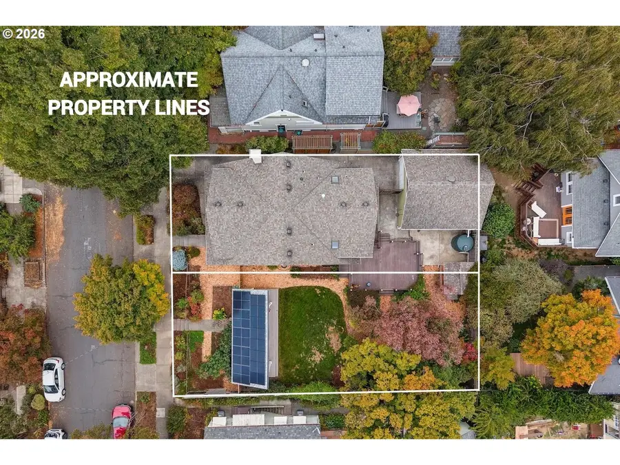 3219 SE Tibbetts St, Portland, OR 97202 - #2
