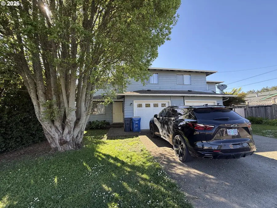 735 2nd St, Brookings, OR 97415 - #2
