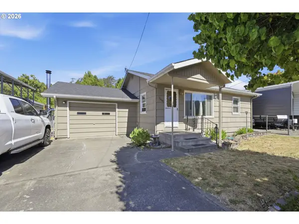 76342 Jasper Dr, Oakridge, OR 97463